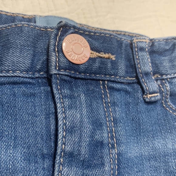 3T (4/$20) Stretch Denim Jean Shorts by Gap - Picture 9 of 9